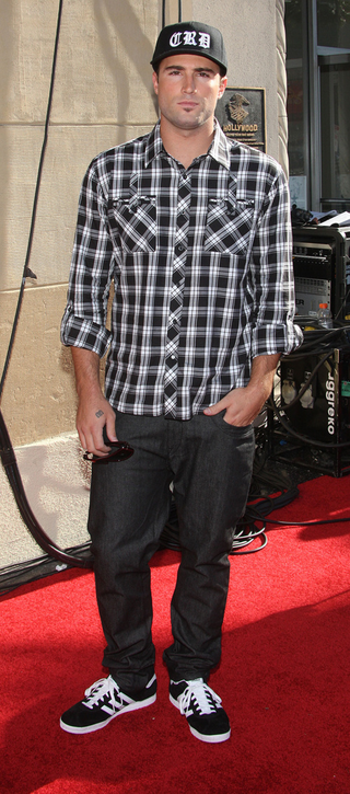 Illustration for article titled Spencer Pratt Crashes The Hills Red Carpet In Disguise